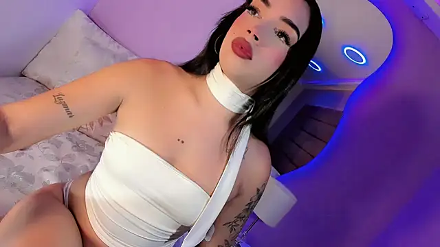Snapshot of Sofi_hdz chatting on May 14, 2026, 9:34 pm Sofi hdz online show from May 14, 2026, 9:34 pm