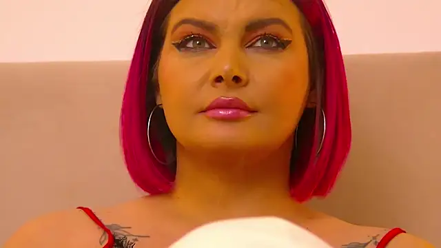 RissaRheys online show from December 20, 2024, 3:47 am