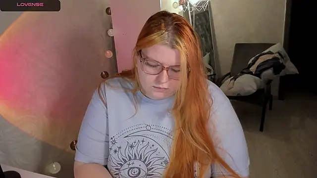 Melissa Purr online show from March 26, 2026, 3:43 pm