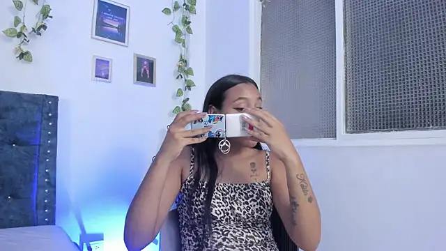 Snapshot of katia__dann chatting on July 25, 2026, 9:54 pm katia dann online show from July 25, 2026, 9:54 pm