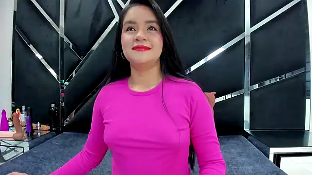 Ivanna18 x online show from September 28, 2025, 4:08 am