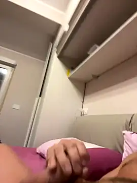 -Manu-85 online show from October 8, 2025, 5:24 pm