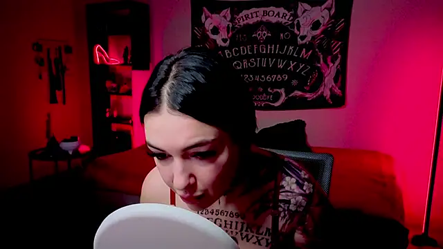 Magic Allie online show from April 17, 2026, 6:55 pm