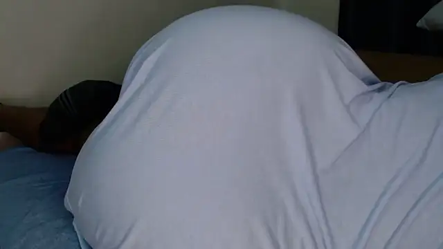 Nicole-stacy online show from October 26, 2025, 12:38 pm