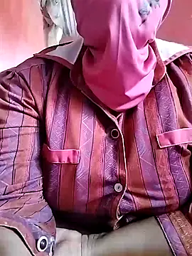 naughtygrannyXXX online show from March 10, 2025, 11:23 am