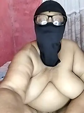 naughtygrannyXXX online show from September 14, 2025, 7:36 pm