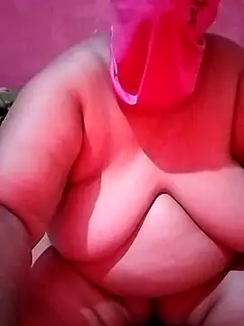 naughtygrannyXXX online show from September 24, 2025, 6:03 pm