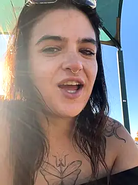 SafeinouterSpace online show from December 17, 2025, 10:15 pm