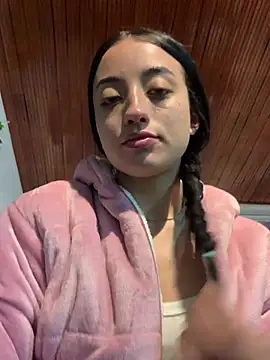 Ady 18 online show from March 13, 2025, 3:39 pm