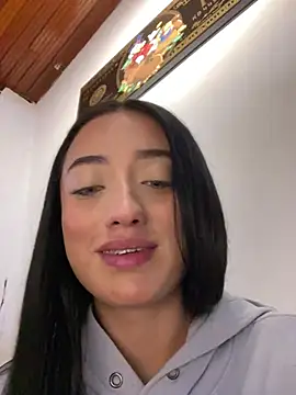 Ady 18 online show from March 6, 2025, 4:07 pm