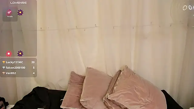 Snapshot of samantha-black chatting on January 30, 2025, 8:43 am samantha-black online show from January 30, 2025, 8:43 am