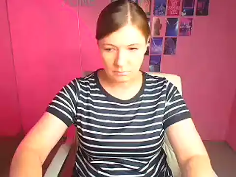 Snapshot of Lissmilf chatting on July 8, 2026, 12:17 pm Lissmilf online show from July 8, 2026, 12:17 pm