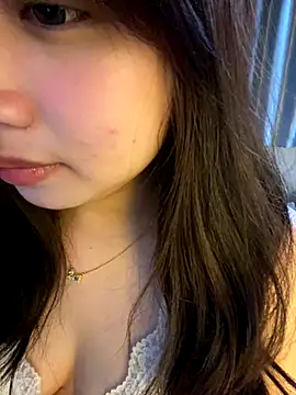 Hotellinh12 online show from September 17, 2025, 7:54 am