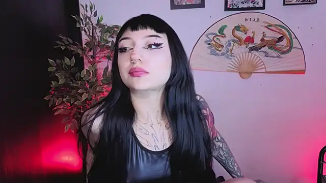Snapshot of catipetite chatting on June 27, 2026, 1:17 pm catipetite online show from June 27, 2026, 1:17 pm