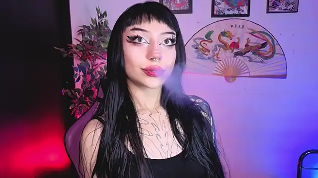 Snapshot of catipetite chatting on July 9, 2026, 7:20 am catipetite online show from July 9, 2026, 7:20 am