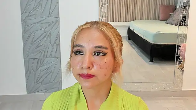 Snapshot of agatadelphine chatting on September 23, 2025, 1:07 pm agatadelphine online show from September 23, 2025, 1:07 pm