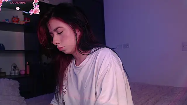 Snapshot of Your_rosalie chatting on September 23, 2025, 3:57 am Your rosalie online show from September 23, 2025, 3:57 am