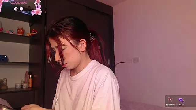 Snapshot of Your_rosalie chatting on September 25, 2025, 3:56 am Your rosalie online show from September 25, 2025, 3:56 am