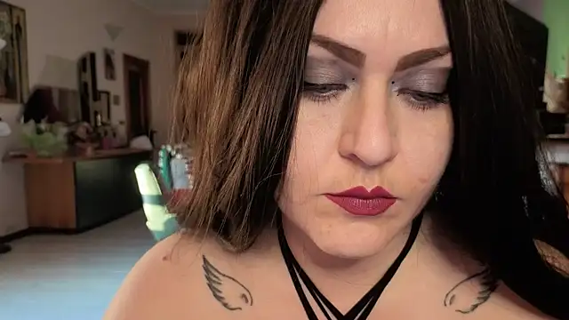 peachgirlmartyna online show from November 5, 2025, 3:15 pm