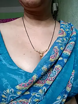 Rosy-B online show from December 23, 2025, 10:03 am