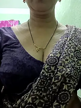 Rosy-B online show from December 17, 2025, 12:37 am