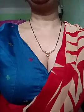 Snapshot of Rosy-B chatting on April 25, 2026, 12:24 am Rosy-B online show from April 25, 2026, 12:24 am