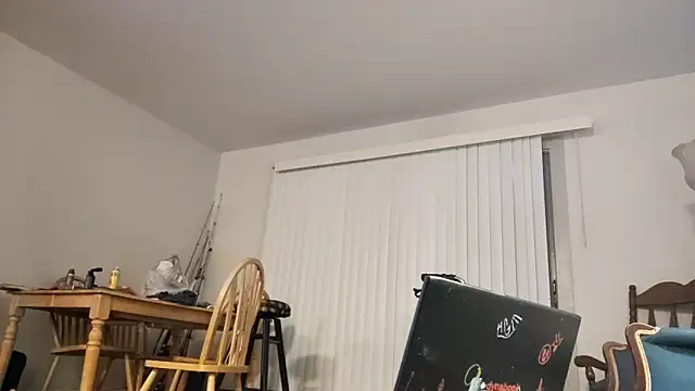 Clearlytothepoint420 online show from November 5, 2025, 9:56 am