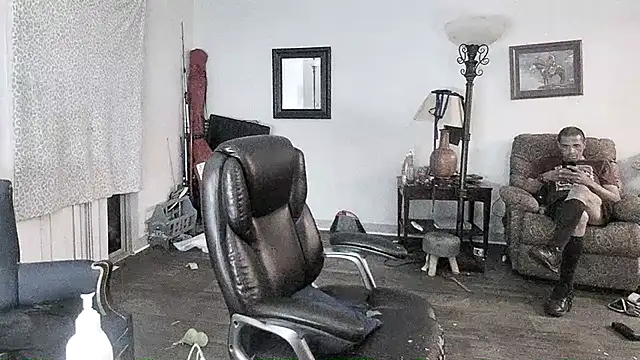 Clearlytothepoint420 online show from March 2, 2026, 7:48 am