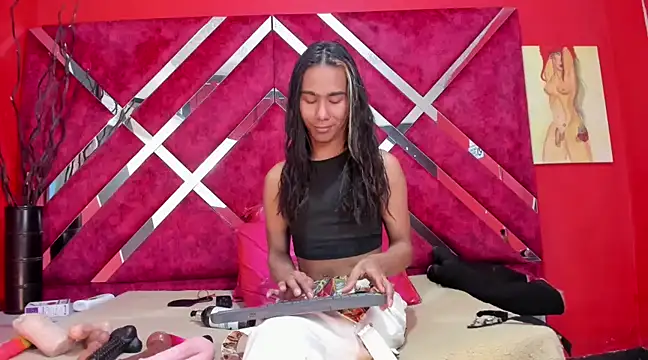 Scarlett Hot5 online show from February 25, 2025, 4:57 am