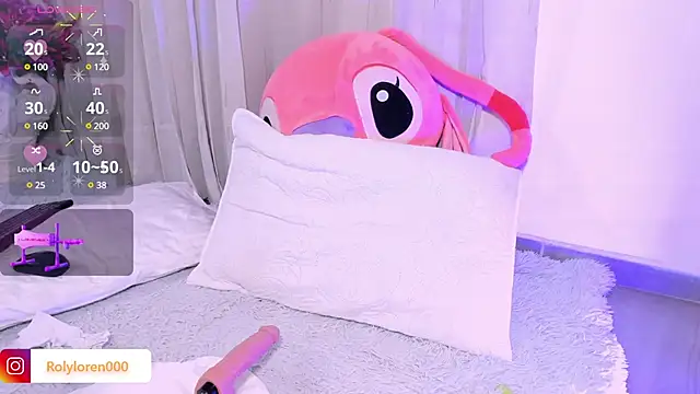 Snapshot of RolyLoren chatting on February 8, 2025, 3:30 am RolyLoren online show from February 8, 2025, 3:30 am