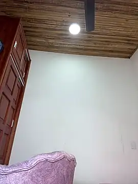 Valentinabaker online show from January 24, 2025, 3:24 pm