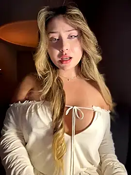 Snapshot of SaraFerreira chatting on August 6, 2026, 1:55 am SaraFerreira online show from August 6, 2026, 1:55 am