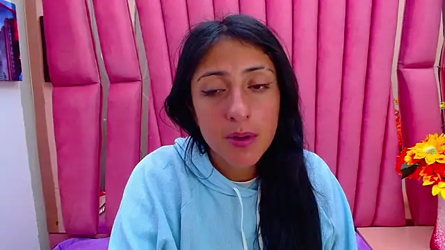 Cameron cutte online show from February 12, 2025, 2:45 am