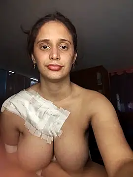 Catalinacandela online show from March 3, 2026, 7:43 pm