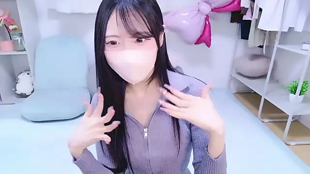 Suzu ch xx online show from April 10, 2026, 12:23 pm