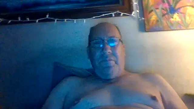 hornyrich69 online show from December 18, 2025, 7:46 am