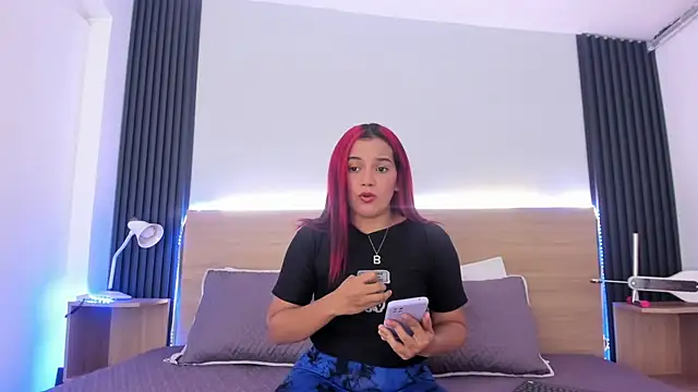 Chiqui milk  online show from September 17, 2025, 7:16 pm