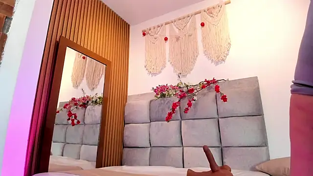 Snapshot of Natasha__Sccott chatting on September 29, 2025, 7:52 pm Natasha Sccott online show from September 29, 2025, 7:52 pm