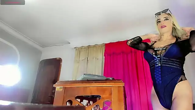 Jimena Grey online show from September 21, 2025, 5:23 am