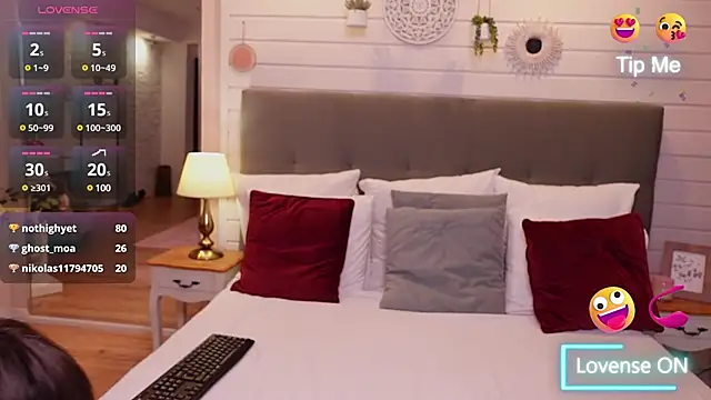 LinaReese online show from March 21, 2025, 9:56 am