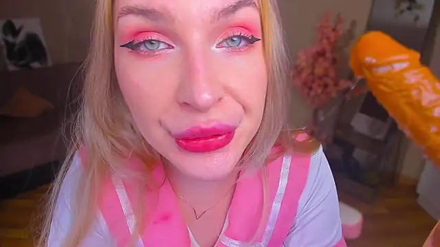 AnnaLunar online show from January 25, 2025, 4:45 am