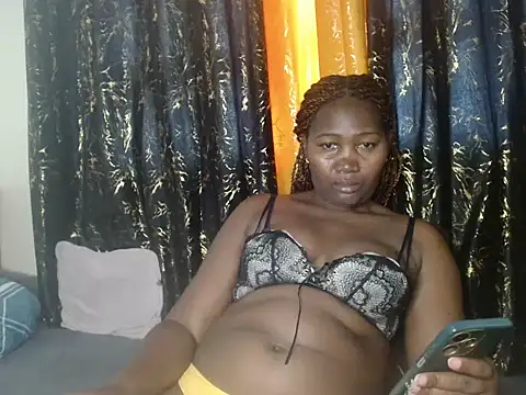 Snapshot of Sexxy_pretty24 chatting on April 20, 2026, 7:22 am Sexxy pretty24 online show from April 20, 2026, 7:22 am