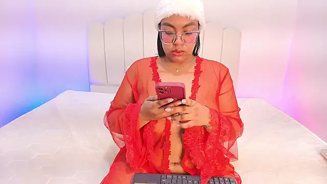 Esmeralda Duarte online show from December 4, 2025, 9:19 am