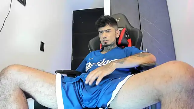 sergiio mesa27 online show from March 4, 2025, 10:49 pm