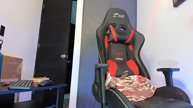 sergiio mesa27 online show from February 27, 2025, 12:14 am