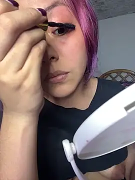 PurpleHaze17 online show from December 11, 2024, 6:20 pm