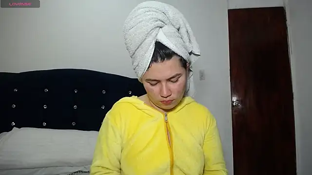 melpark online show from April 22, 2026, 1:12 am