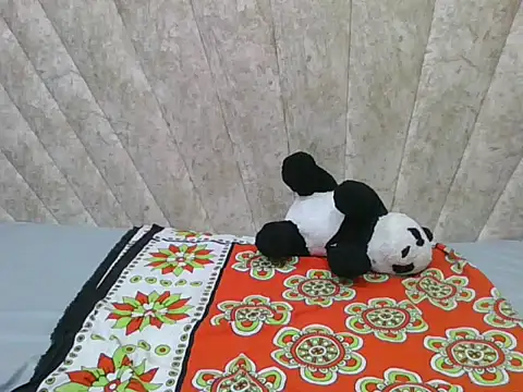 Sexy Villagegal online show from October 3, 2025, 4:19 pm