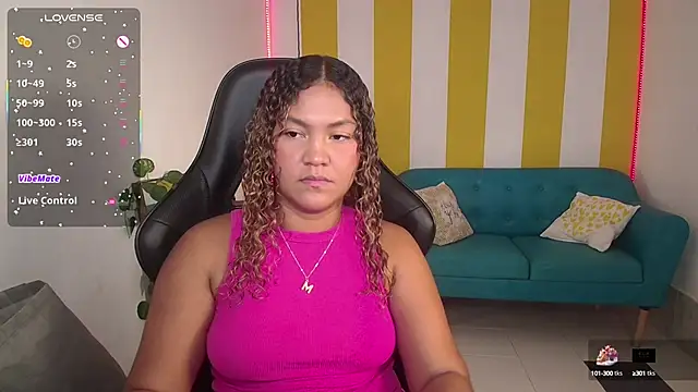 Cristal War online show from October 7, 2025, 11:17 pm