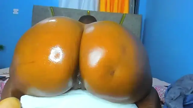 Natasha Spencer online show from September 11, 2025, 9:48 pm